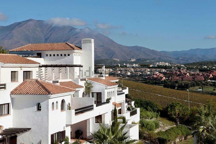 Luxury Apartment Set In Dona Julia Golf Course Casares Eksteriør billede